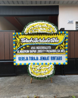 Papan Bunga Duka di Rejowinangun
