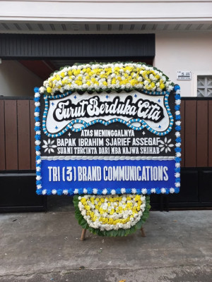 Papan Bunga Duka di Rejowinangun
